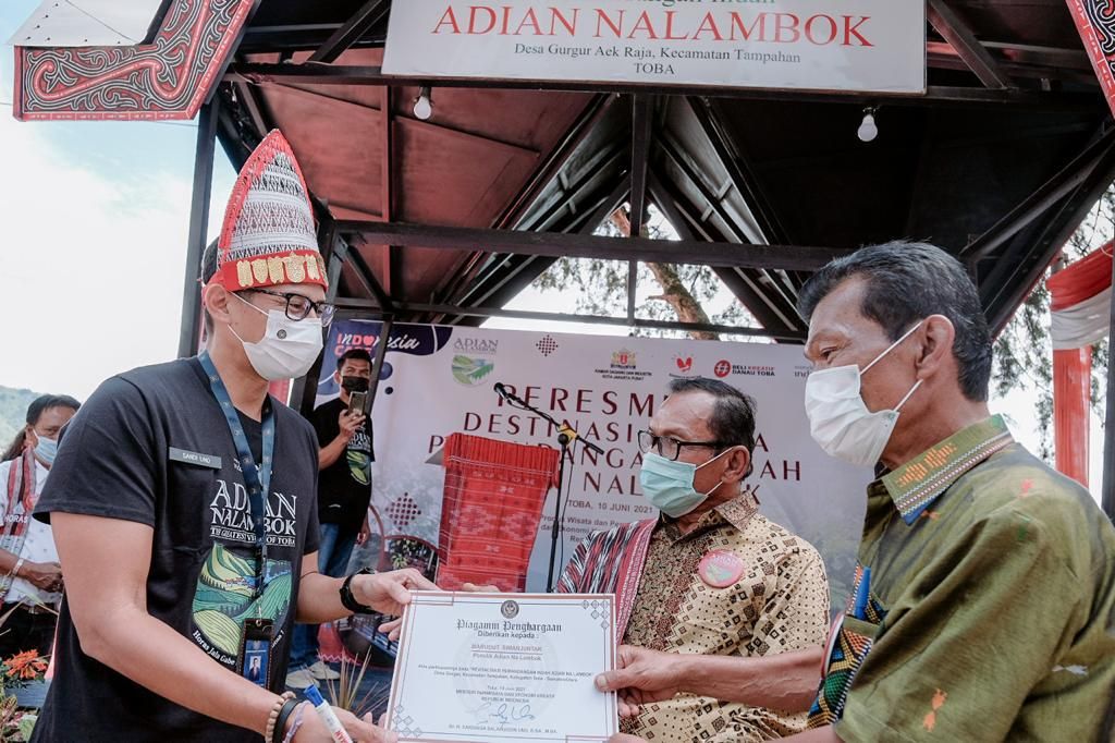 Adian Nalambok