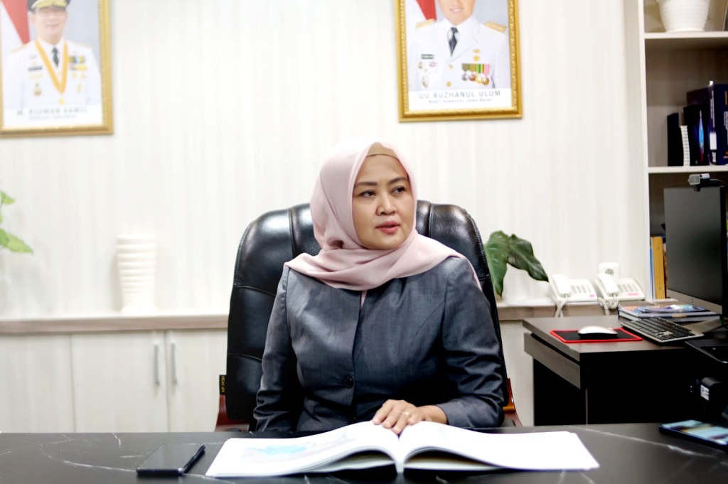 Kepala Dinas Penanaman Modal dan Pelayanan Terpadu Satu Pintu Provinsi Jawa Barat Noneng Komara Nengsih. (Foto: Humas Jabar)