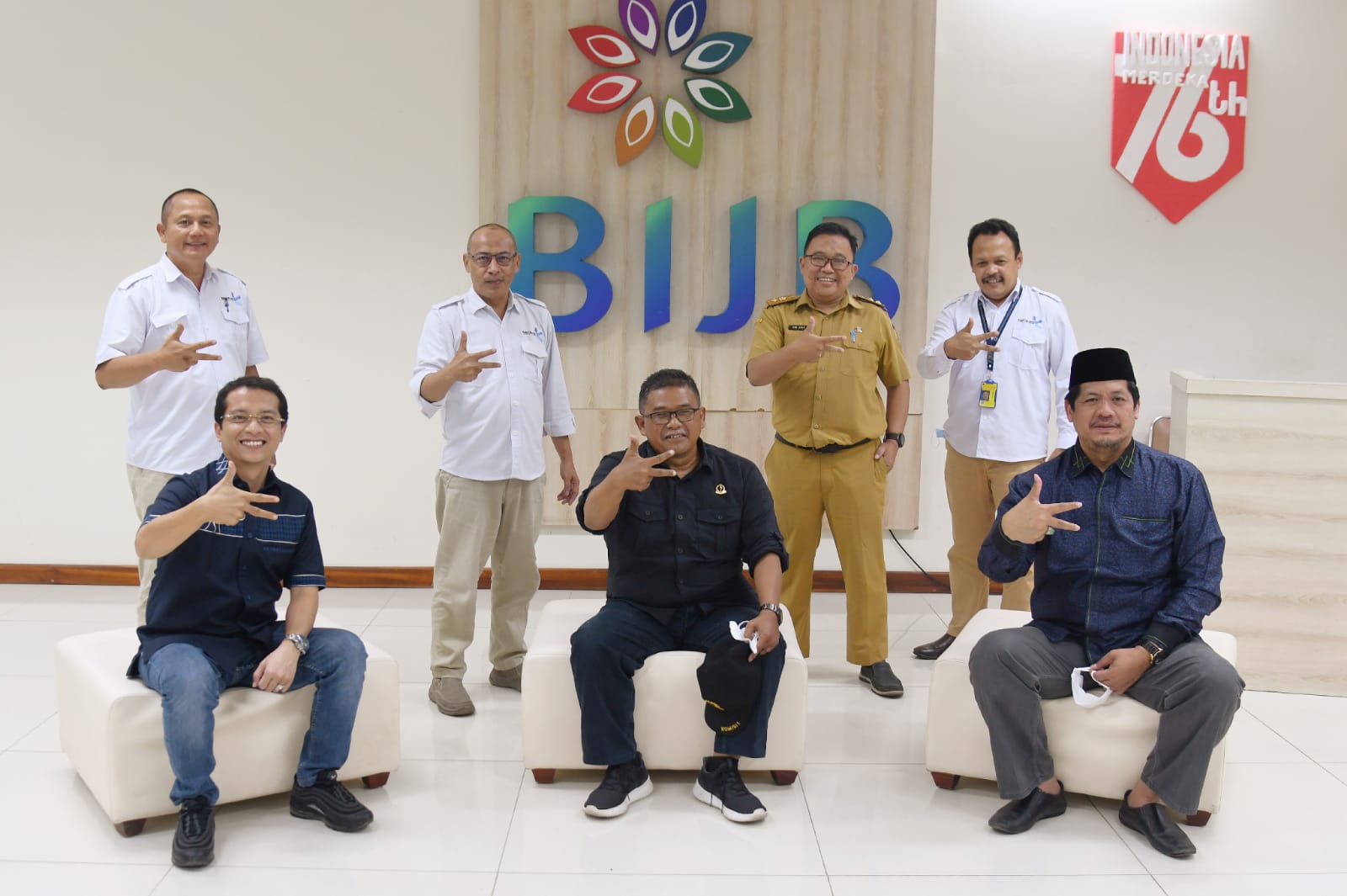 Komisi I DPRD Provinsi Jawa Barat meninjau aset Pemerintah Provinsi Jawa Barat ke Bandara Internasional Jawa Barat (BIJB), Kabupaten Majalengka, Senin (30/8/2021). (Foto: Humas DPRD Jabar)