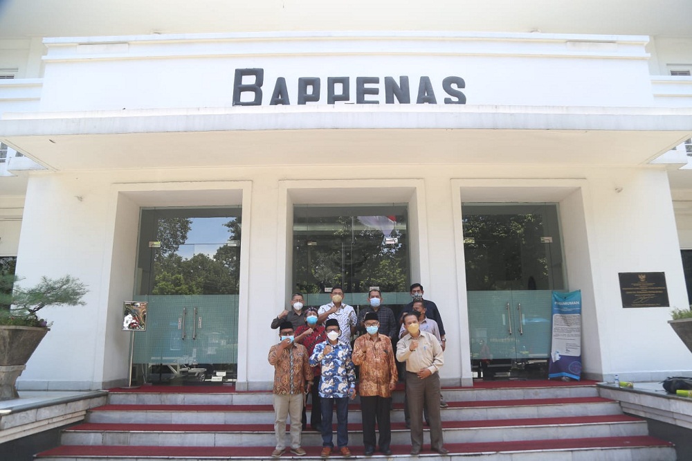 Komisi V DPRD Jawa Barat melakukan kunjungan kerja ke Badan Perencanaan Pembangunan Nasional/ Bappenas. (Foto: Humas DPRD Jabar)
